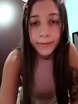 Snapshot of Arii_collins1 chatting on October 27, 2025, 11:20 pm Arii collins1 online show from October 27, 2025, 11:20 pm