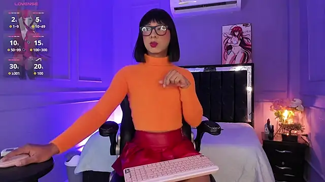 SwettRenata  online show from July 19, 2026, 1:15 pm
