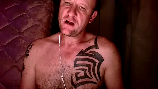 Snapshot of Yournaughty chatting on October 16, 2025, 4:02 am Yournaughty online show from October 16, 2025, 4:02 am