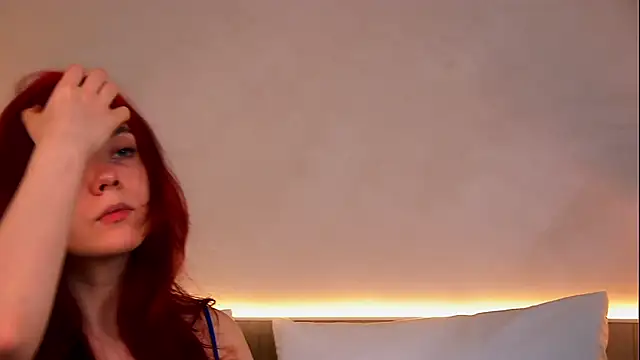 Nora  Ray online show from May 15, 2026, 9:33 pm