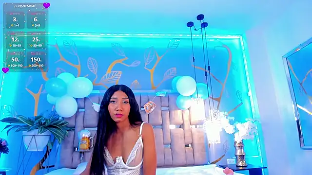 Snapshot of CandyRouse__ chatting on October 3, 2025, 9:45 pm CandyRouse online show from October 3, 2025, 9:45 pm