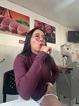 Michelle Zoe online show from November 8, 2025, 11:54 am