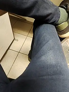 Snapshot of Pediboiza chatting on February 6, 2026, 10:40 am Pediboiza online show from February 6, 2026, 10:40 am