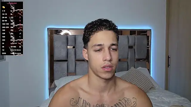 Snapshot of orionblaze69_ chatting on September 9, 2025, 2:44 am orionblaze69 online show from September 9, 2025, 2:44 am