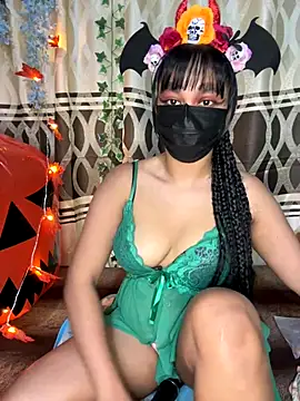 Snapshot of Ariana__Marie chatting on October 29, 2025, 1:19 am Ariana Marie online show from October 29, 2025, 1:19 am