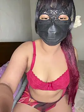 Ariana  Marie online show from August 4, 2026, 5:37 pm