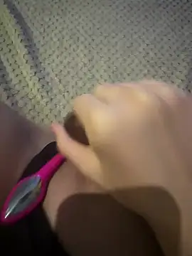 anonimgirl18old online show from June 27, 2026, 8:03 pm