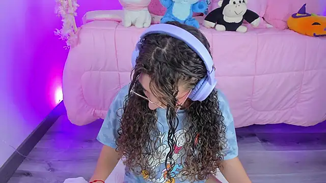 Snapshot of hannacutegod chatting on March 18, 2026, 6:16 am hannacutegod online show from March 18, 2026, 6:16 am