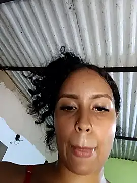 Fernanda30 online show from May 16, 2026, 12:07 am