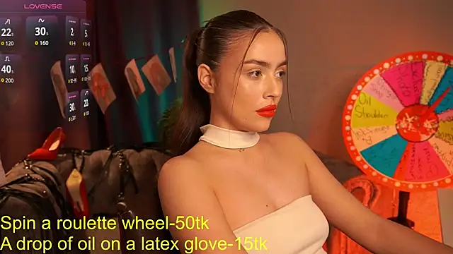 Snapshot of EmiliyaRoude chatting on September 21, 2025, 12:29 pm EmiliyaRoude online show from September 21, 2025, 12:29 pm