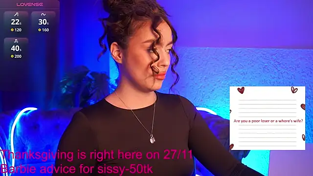 EmiliyaRoude online show from November 19, 2025, 1:44 pm