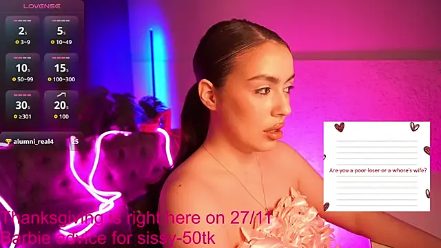 EmiliyaRoude online show from November 20, 2025, 1:11 pm