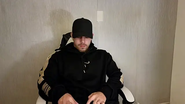 Ades Lowe online show from October 10, 2025, 11:42 am