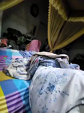 slfemale online show from September 26, 2025, 5:28 pm