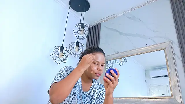 keyla mejia online show from June 22, 2026, 12:02 pm