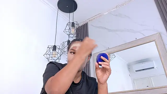 keyla mejia online show from June 28, 2026, 12:00 pm