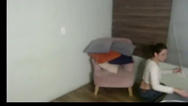 Karol Yessenia online show from September 20, 2025, 1:34 pm