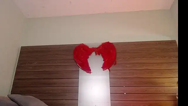 Karol Yessenia online show from October 8, 2025, 1:31 pm