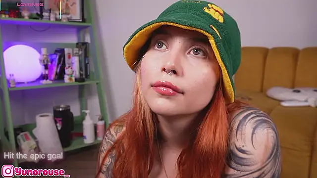 YunoRose  online show from February 1, 2026, 3:49 am