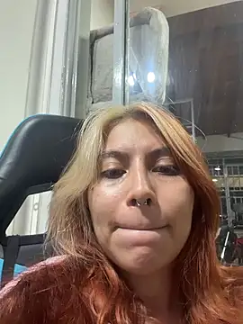 YunoRose  online show from April 24, 2026, 3:53 am