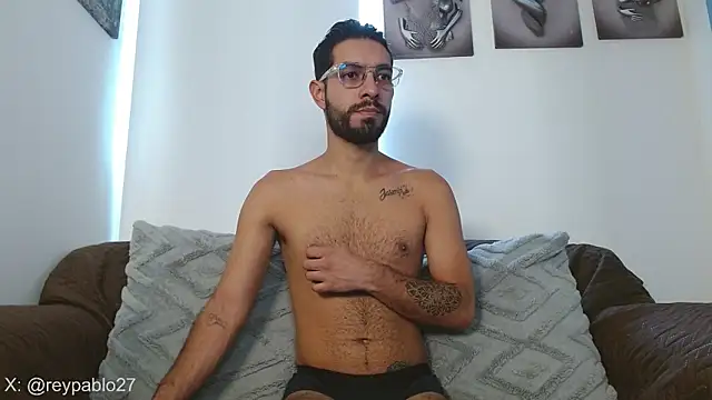 ReyPablo1 online show from November 28, 2025, 8:00 pm