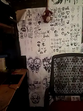 Snapshot of Joxker34 chatting on April 19, 2026, 2:05 pm Joxker34 online show from April 19, 2026, 2:05 pm