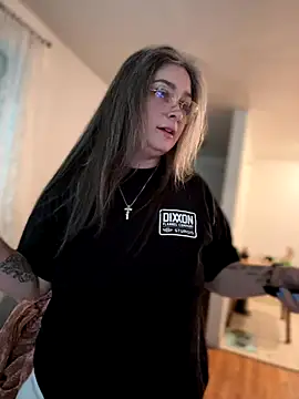 Alix Valentine online show from October 17, 2025, 2:30 pm