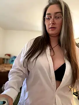 Alix Valentine online show from October 24, 2025, 4:03 pm