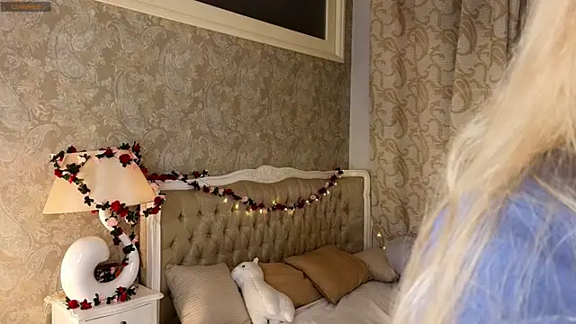 Emma Frosty online show from November 7, 2025, 7:58 pm