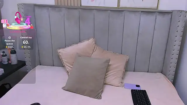 Snapshot of Anya_Belth chatting on September 30, 2025, 8:14 pm Anya Belth online show from September 30, 2025, 8:14 pm