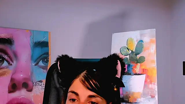 MartaEdams online show from September 19, 2025, 6:04 am