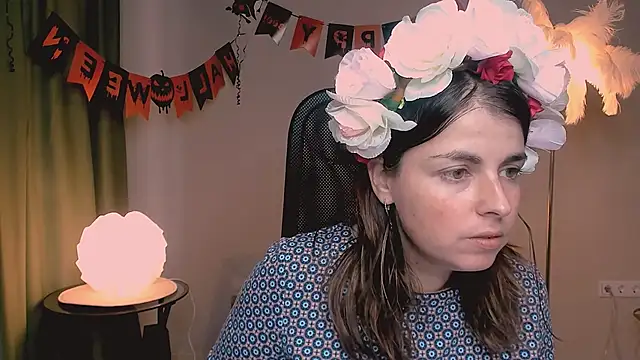 MartaEdams online show from November 7, 2025, 6:24 am