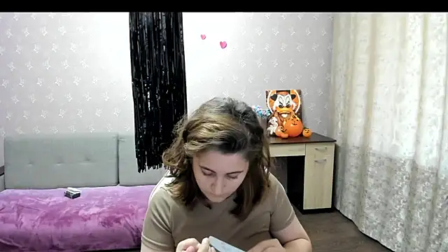 DarklineRose online show from November 3, 2025, 12:17 pm