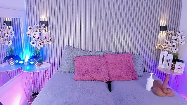 Snapshot of DAFNECOX chatting on February 28, 2026, 3:18 am DAFNECOX online show from February 28, 2026, 3:18 am