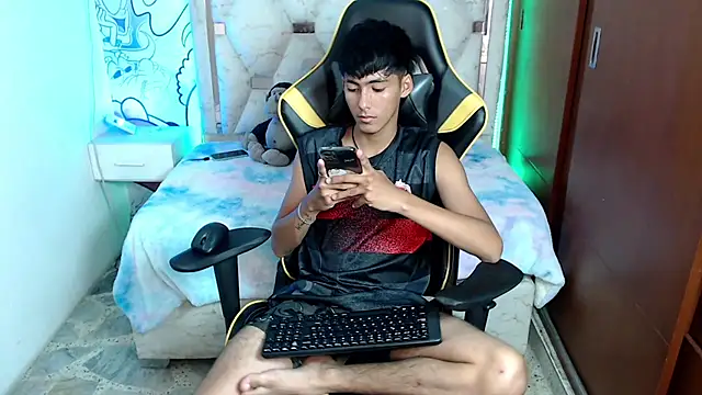 Snapshot of yiisu_ chatting on October 16, 2025, 6:20 pm yiisu  online show from October 16, 2025, 6:20 pm