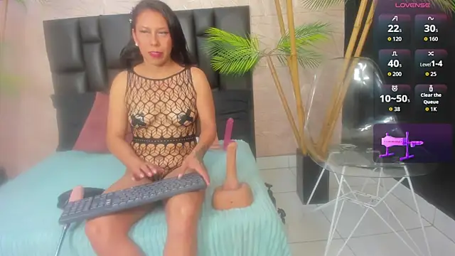 Snapshot of karlarusso chatting on September 15, 2025, 8:31 pm karlarusso online show from September 15, 2025, 8:31 pm