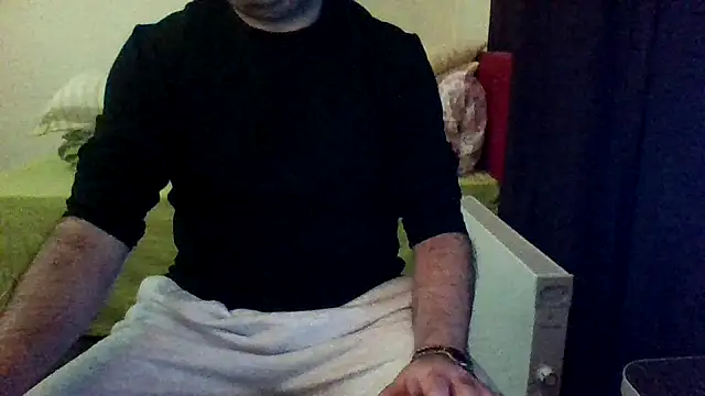 Snapshot of st206boy chatting on February 28, 2026, 10:33 pm st206boy online show from February 28, 2026, 10:33 pm