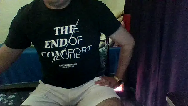 Snapshot of st206boy chatting on March 25, 2026, 11:11 pm st206boy online show from March 25, 2026, 11:11 pm