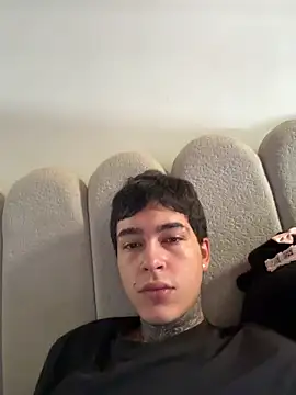 Snapshot of samm4044 chatting on February 27, 2026, 5:24 pm samm4044 online show from February 27, 2026, 5:24 pm