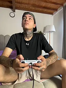 samm4044 online show from February 28, 2026, 7:37 pm