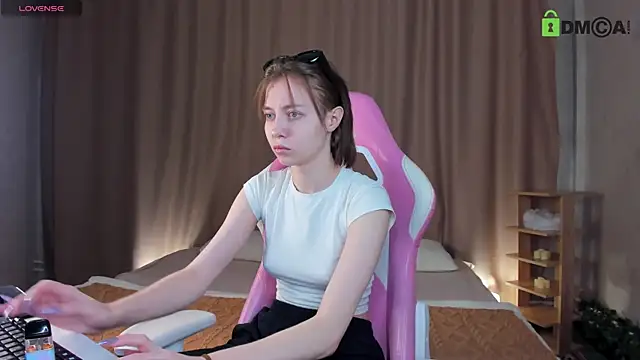 Skelerata online show from December 19, 2025, 1:01 am