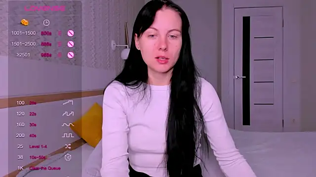 Snapshot of Elle_Pearl_ chatting on October 17, 2025, 6:27 am Elle Pearl  online show from October 17, 2025, 6:27 am