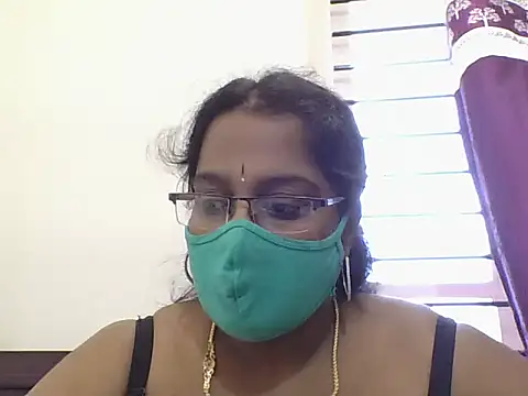 Snapshot of Reena-gowda chatting on September 26, 2025, 7:12 am Reena-gowda online show from September 26, 2025, 7:12 am