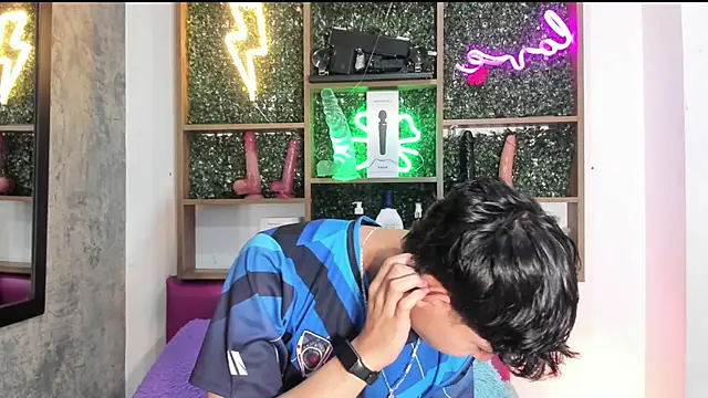 Snapshot of Felipe_boy1 chatting on September 18, 2025, 10:45 pm Felipe boy1 online show from September 18, 2025, 10:45 pm