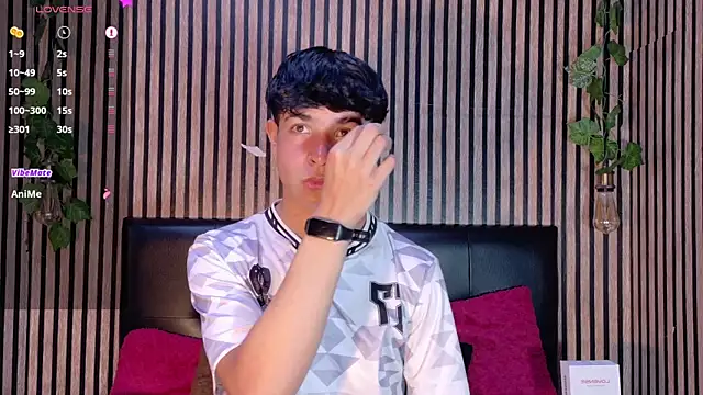 Snapshot of Felipe_boy1 chatting on September 23, 2025, 2:14 am Felipe boy1 online show from September 23, 2025, 2:14 am