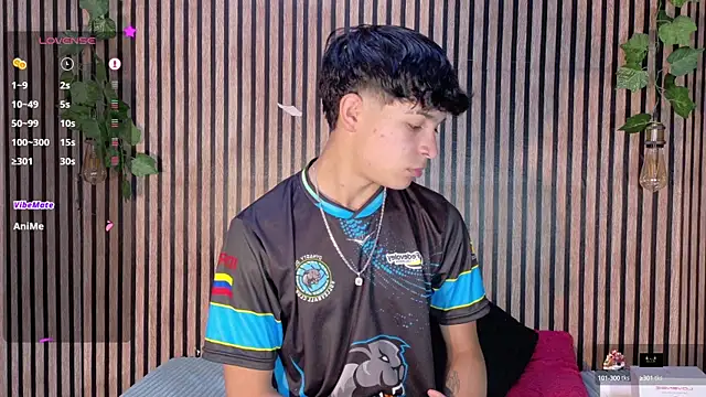 Snapshot of Felipe_boy1 chatting on September 28, 2025, 3:23 am Felipe boy1 online show from September 28, 2025, 3:23 am