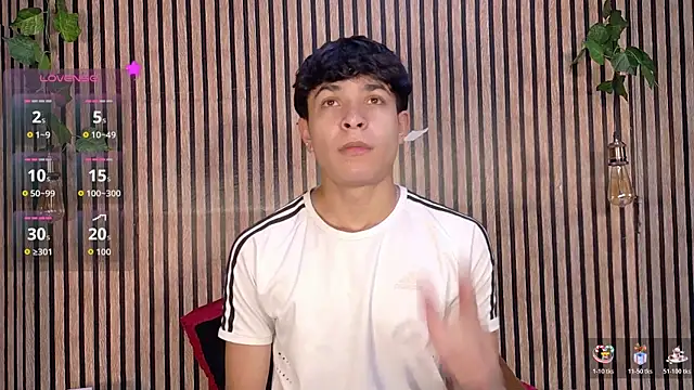 Snapshot of Felipe_boy1 chatting on October 21, 2025, 2:34 am Felipe boy1 online show from October 21, 2025, 2:34 am