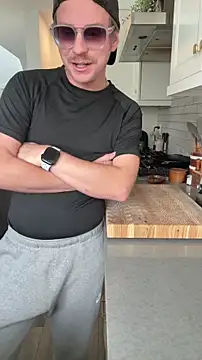 Snapshot of uncut_luke chatting on November 8, 2025, 5:12 pm uncut luke online show from November 8, 2025, 5:12 pm