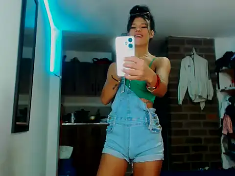 beautiful taty online show from October 3, 2025, 8:17 pm