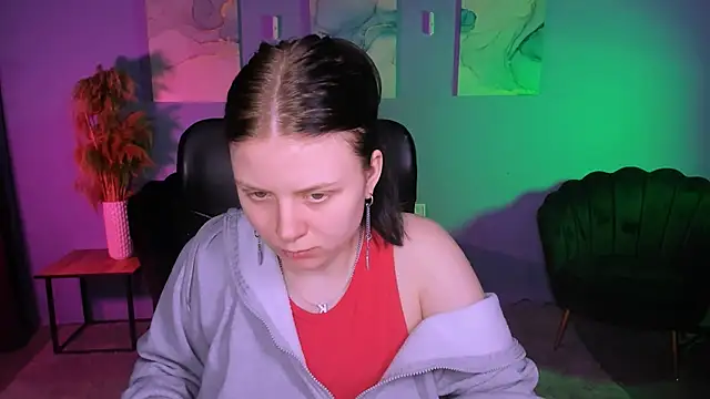 Snapshot of foxy_tease_ chatting on March 13, 2026, 10:05 pm foxy tease online show from March 13, 2026, 10:05 pm